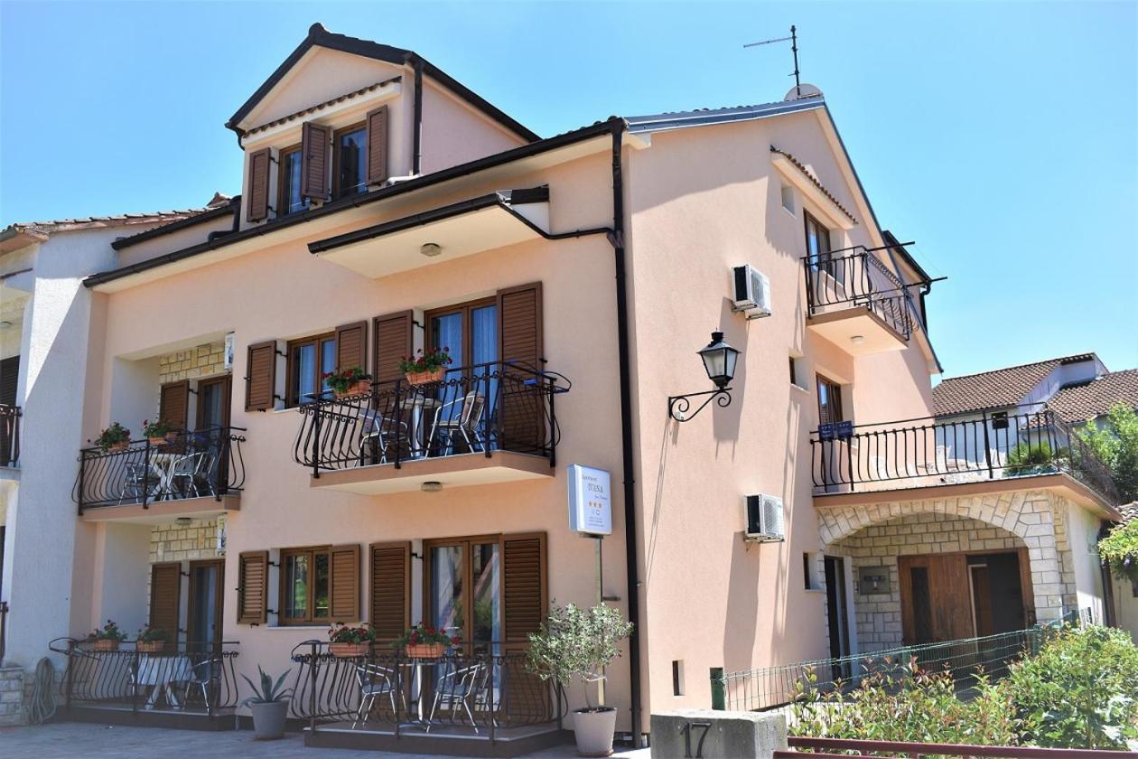 Apartments & Rooms Ivana Rovinj Exterior foto