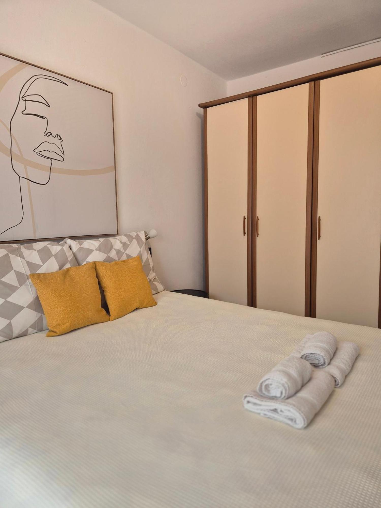 Apartments & Rooms Ivana Rovinj Habitación foto